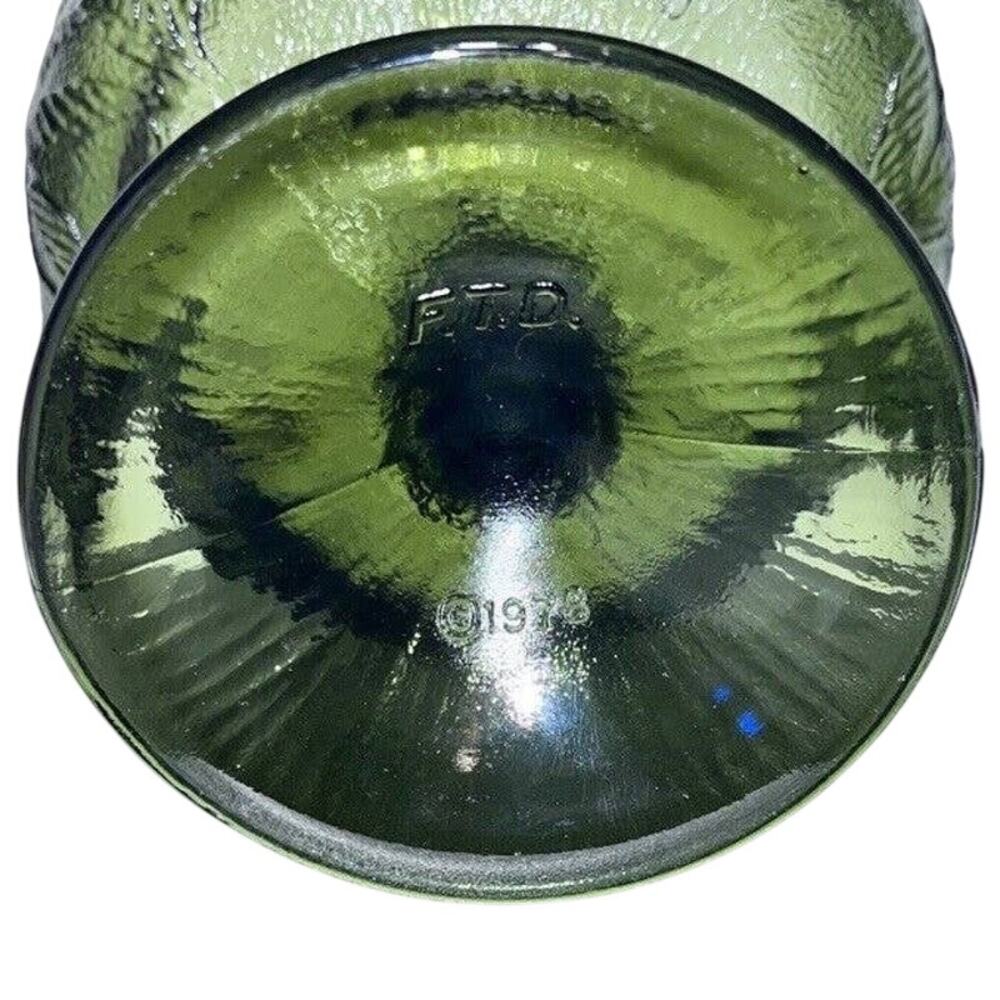 1978 FTD Green Compote Pedestal Glass Bowl Oak Leaf Embossed Vintage - Picture 3 of 4